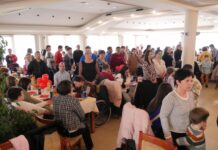 Божикен ручек за децата во Македонија