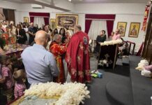 Божик во Ливерпул, Сиднеј