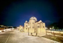 Велики Четврток и Велики Петок во Сиденхам