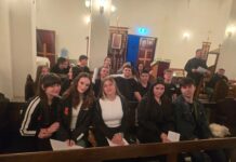 Младинска група од Перт