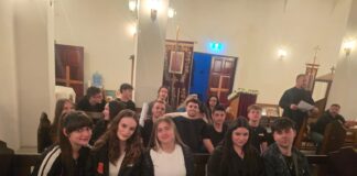 Младинска група од Перт