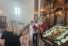 Свети Архангел Михаил и Света Матрона празнувани во Перт