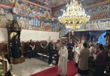 Светла Сабота – Пасхална Златоустова Литургија на Англиски јазик